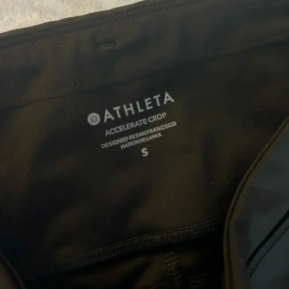 Athleta Accelerate Crop Leggings - Picture 3 of 5